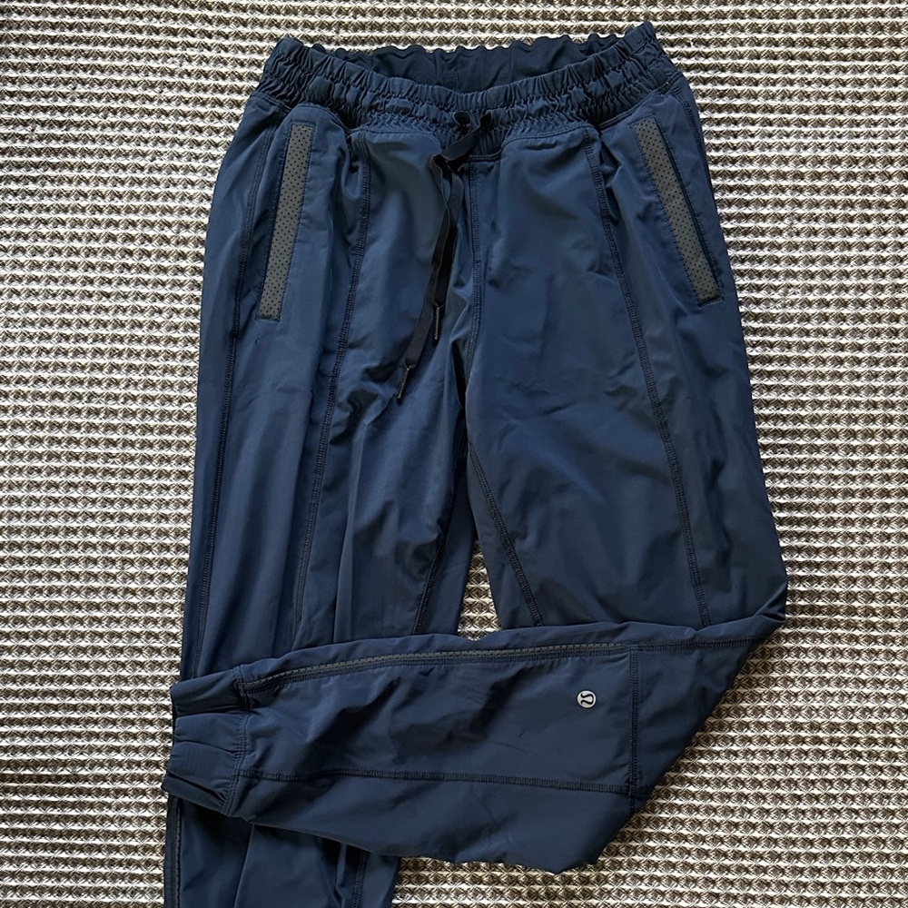 Women’s Lululemon Running Joggers